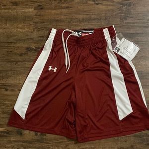 Women’s Under Armour small basketball shorts